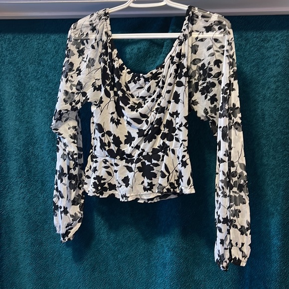 Top - Picture 3 of 3